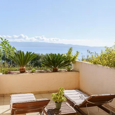 Destinu Marinella Apartment